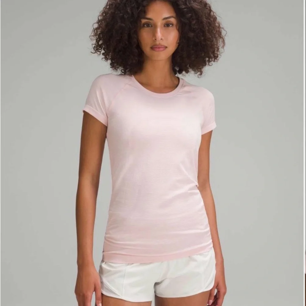Lululemon Swiftly Tech Short-Sleeve Shirt 2.0. Strawberry Milkshake. Size 12 - Picture 1 of 7